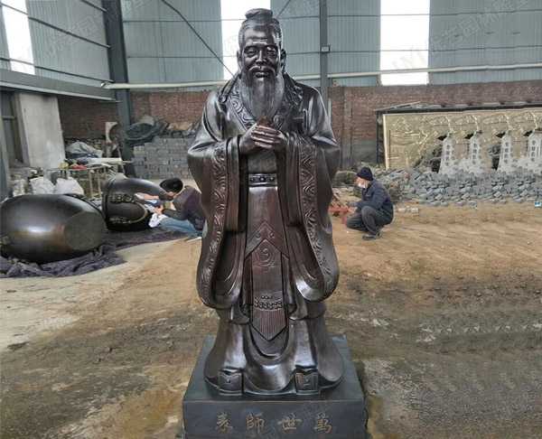 玻璃鋼雕塑制作出仿銅效果的步驟是什么呢？