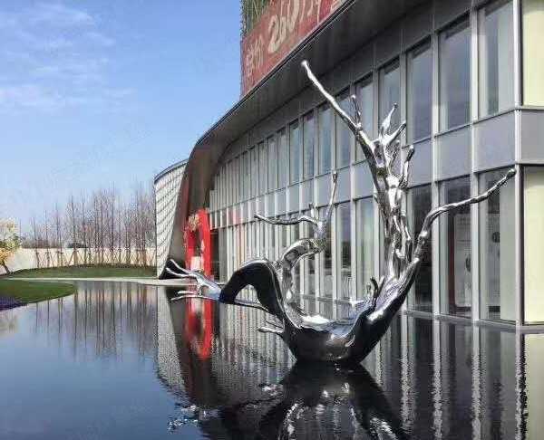 玻璃鋼雕塑的特點有什么呢？